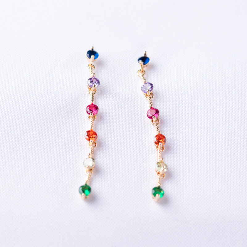 aretes largos con piedras de colores urban lyon baño de oro 18k