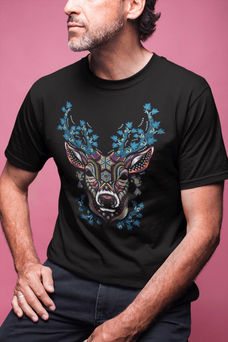 Playera Negra Venado Huichol